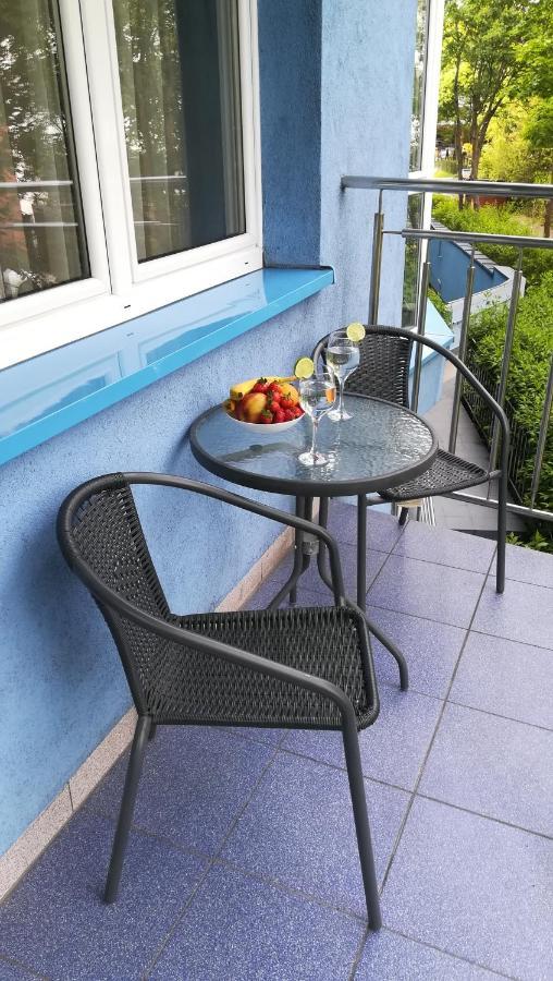 Apartament Z Balkonem Lazur 250M Od Morza Kolberg Exterior foto